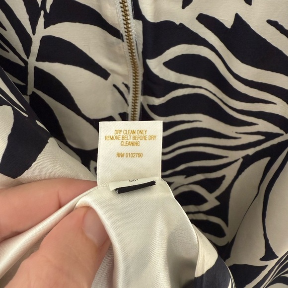 Kate Spade Elegant Black and White Leaf Print Dress - Picture 6 of 10